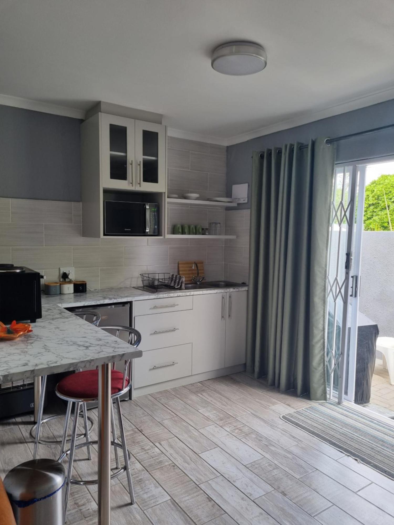 Northern Vine Guesthouse B&B Self-Catering Brackenfell Exterior photo